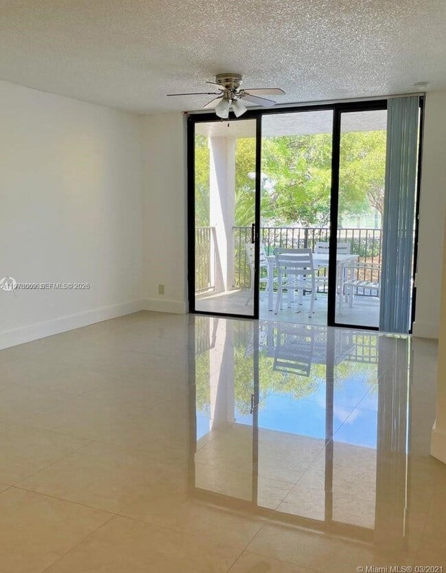 Building Photo - 10131 W Sunrise Blvd