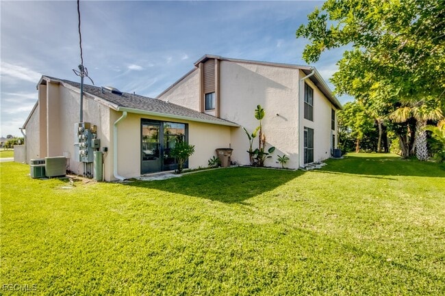 Building Photo - 4616 SE 6th Ave