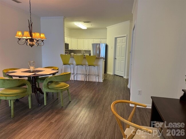 Building Photo - 1410 4th St Dr NW