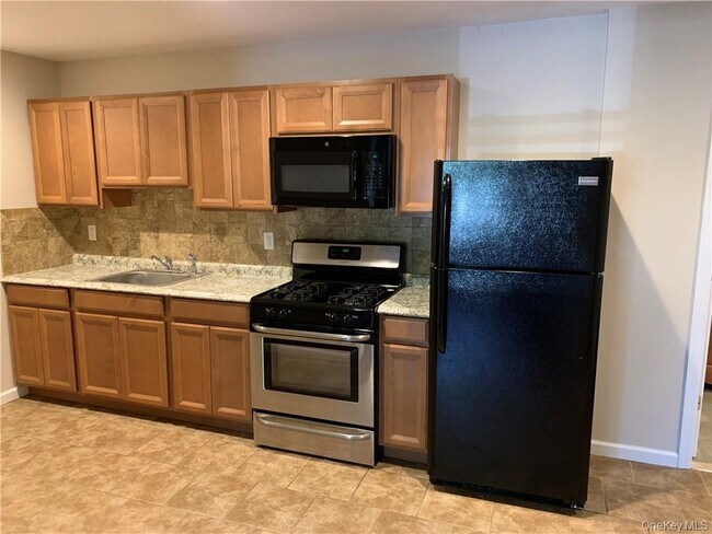 Building Photo - 58 N Grant Ave