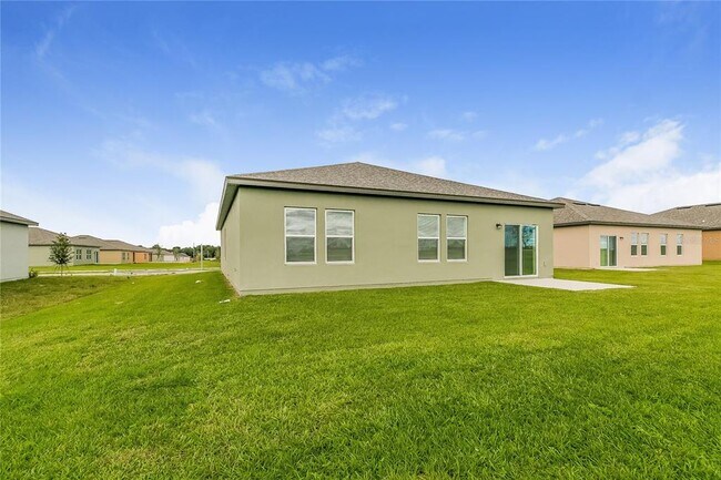 Building Photo - 194 Hidden Lk Lp