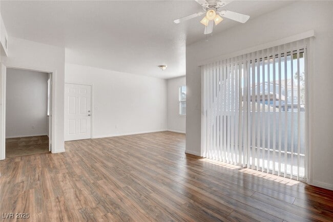 Building Photo - 6955 N Durango Dr