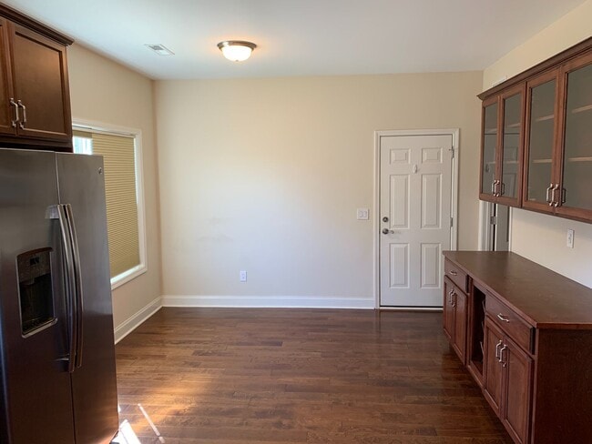 Building Photo - Whitsett / Brghtwood Farms