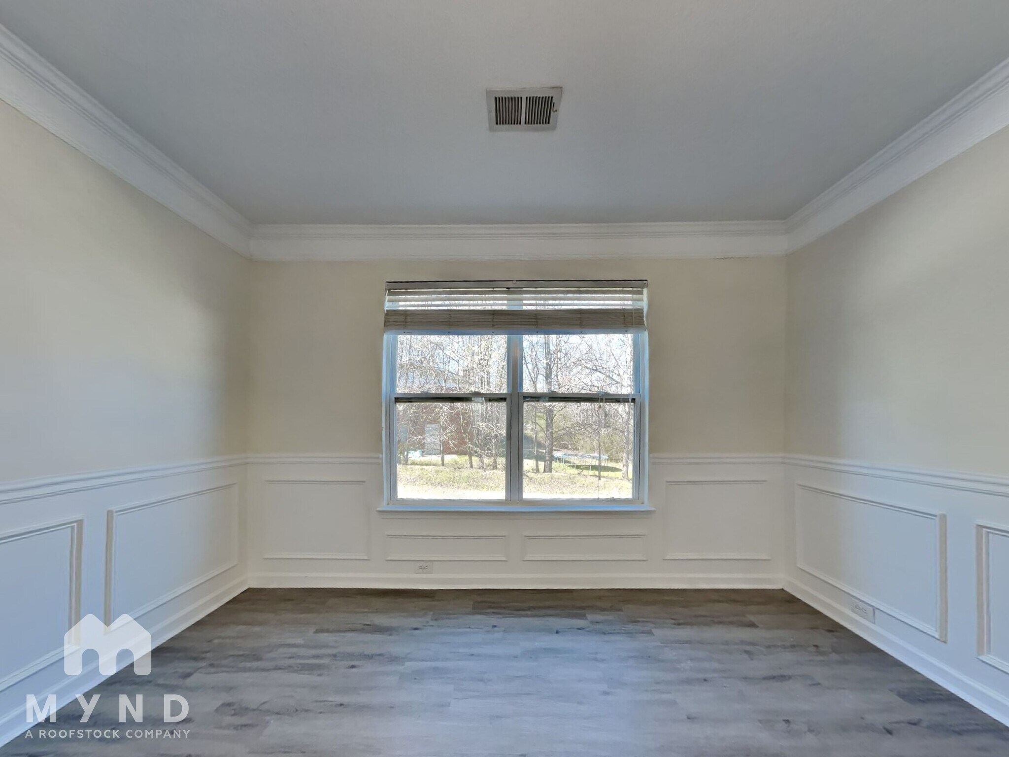 Building Photo - 6099 Trotters Cir