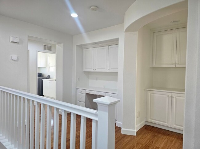 Building Photo - 2862 Echo Springs Dr