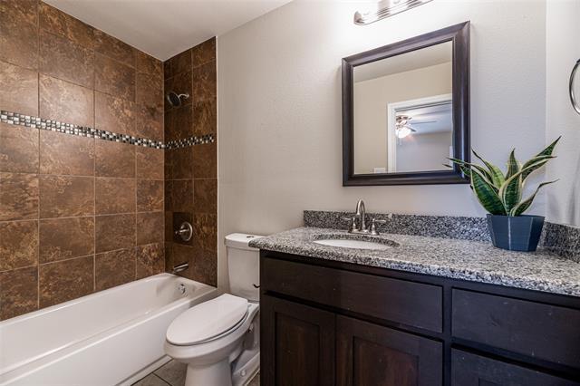 Building Photo - 7311 Colonial Dr