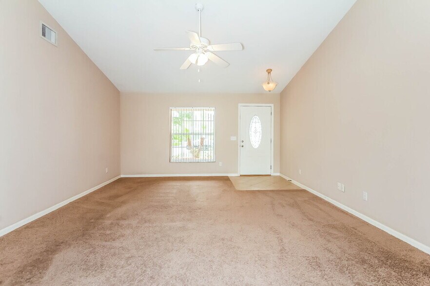 Building Photo - 4637 72nd Ct E