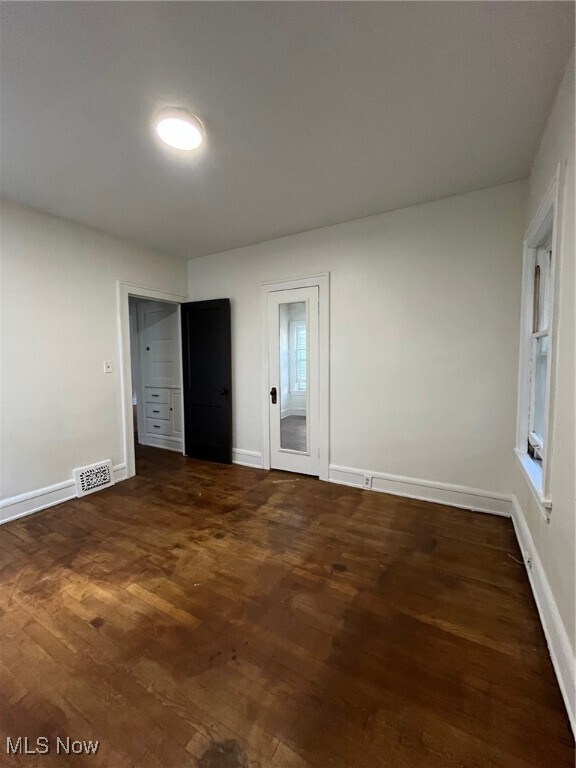 Building Photo - 2683 Hampshire Rd