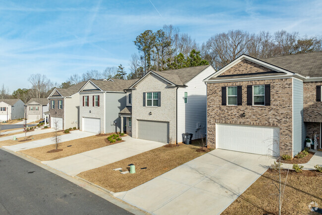 Building Photo - Chatteron Springs