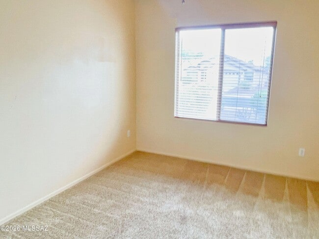 Building Photo - 11786 W Fordson Dr
