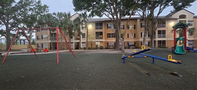 Building Photo - 7606 Pissarro Dr