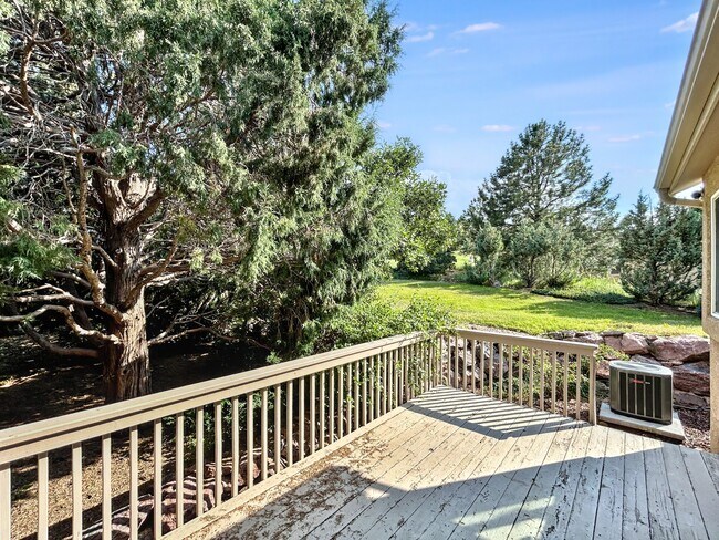 Building Photo - 4653 Bethany Ct
