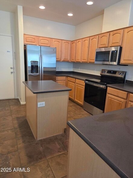 Building Photo - 42424 N Gavilan Peak Pkwy