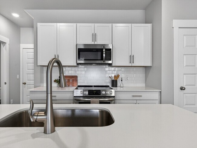 Building Photo - 2166 Nectar Ln