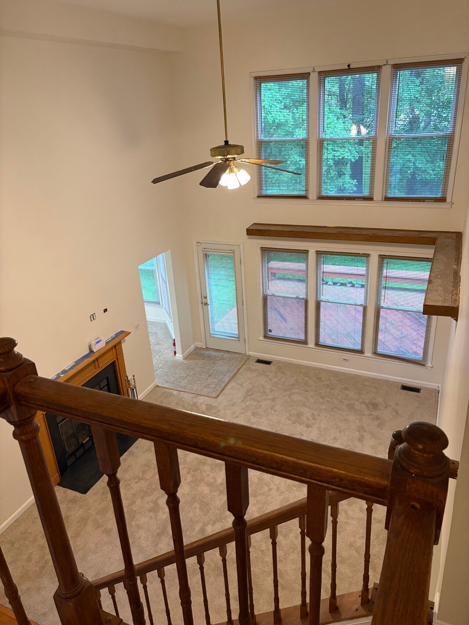 Building Photo - 14208 Greenview Dr