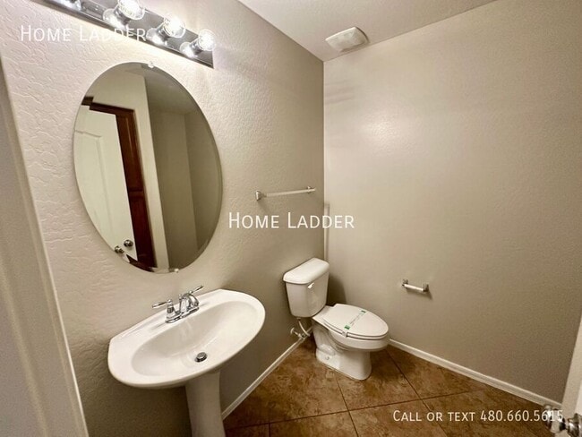 Building Photo - 2223 S Buckaroo Trail