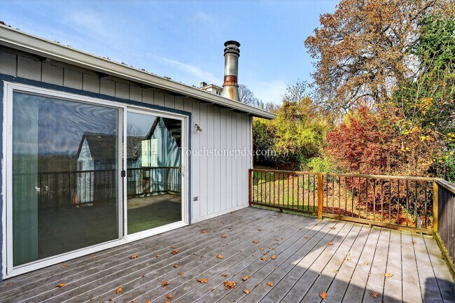 Building Photo - **$500 OFF SECOND MONTH RENT!**Bright Home with Stunning Mountain Skyline Setting!