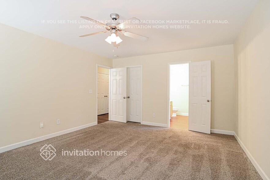 Building Photo - 305 Peachtree Rd