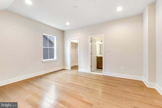 Building Photo - 14813 Retreat Blvd