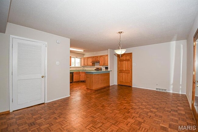 Building Photo - 925 Moreland Ave