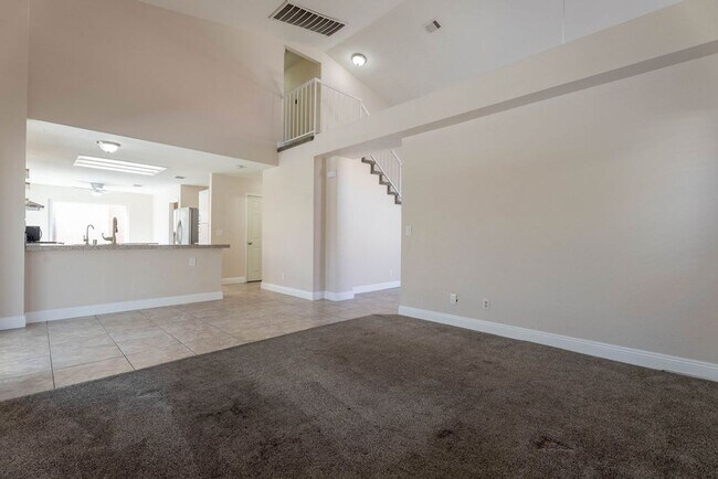 Building Photo - 26 Fantasia Ln