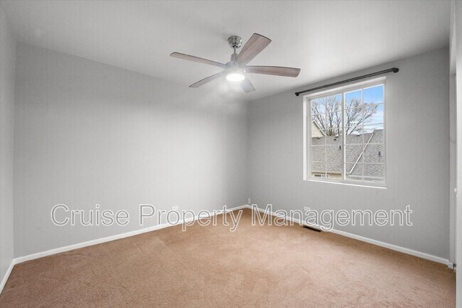 Building Photo - 61 S Treehouse Ln