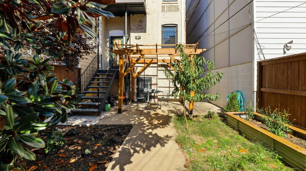 Rear Fenced Yard is shared with one other condo - 1450 Harvard St NW