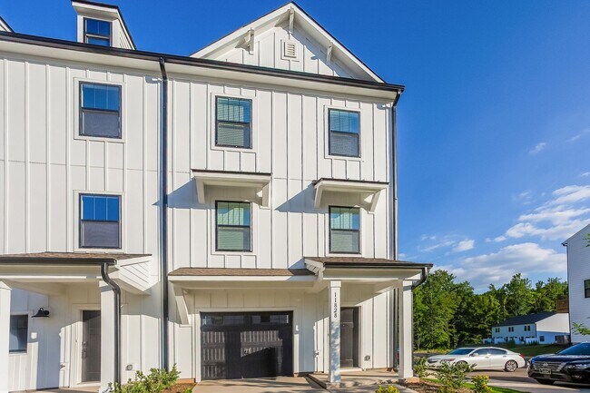 Building Photo - 11828 Avocet St