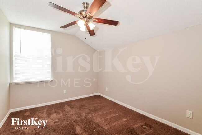 Building Photo - 9646 Lupine Ave