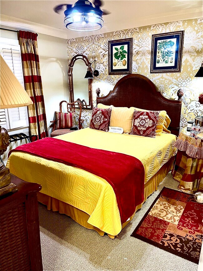 Building Photo - 124 Highridge Dr