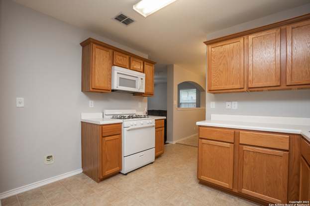 Building Photo - 8451 Chalk Hill Cove