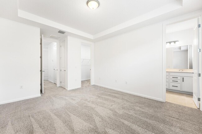 Building Photo - 4333 Efendi Dr