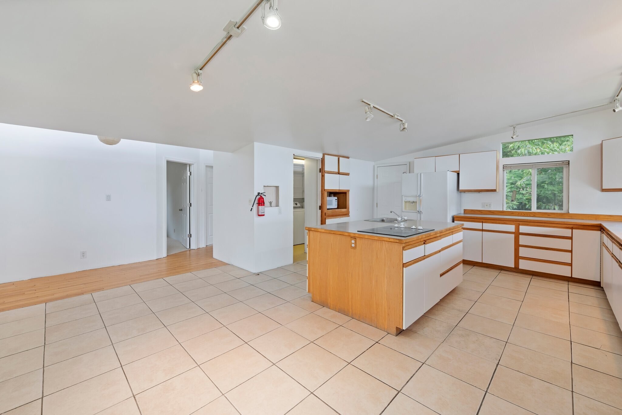 Building Photo - 5134 S 170th St