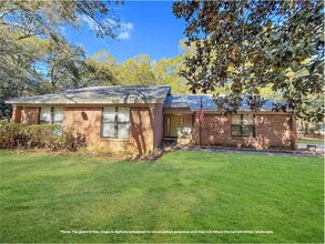 Building Photo - Spacious Corner Lot Rental in Milton, FL