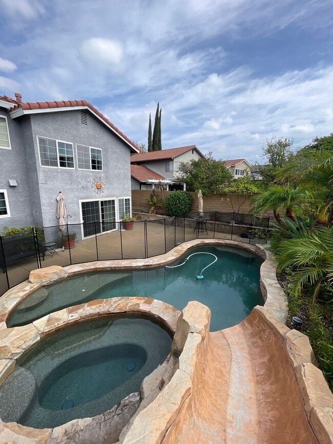 Building Photo - 1245 Tierra Luna