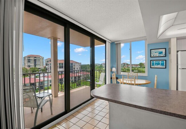 Building Photo - 6219 Palma Del Mar Blvd S