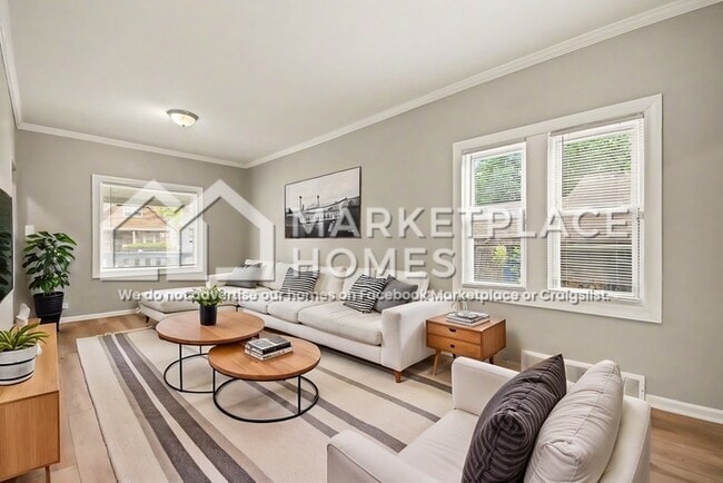Building Photo - 11256 S Homewood Ave