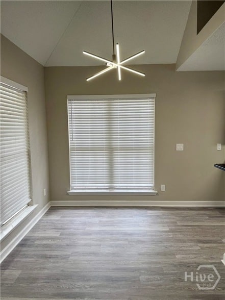 Building Photo - 463 Copper Creek Cir