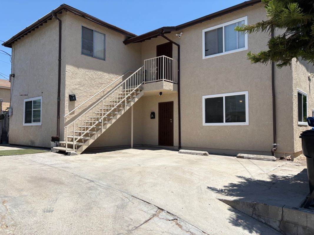 Building Photo - 11555 Archwood St