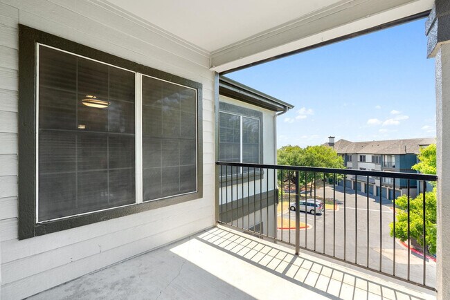 Building Photo - 12100 Metric Blvd