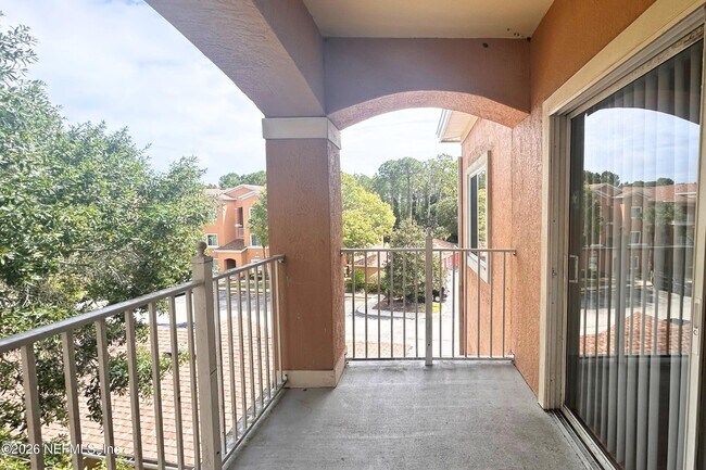 Building Photo - 535 Florida Club Blvd