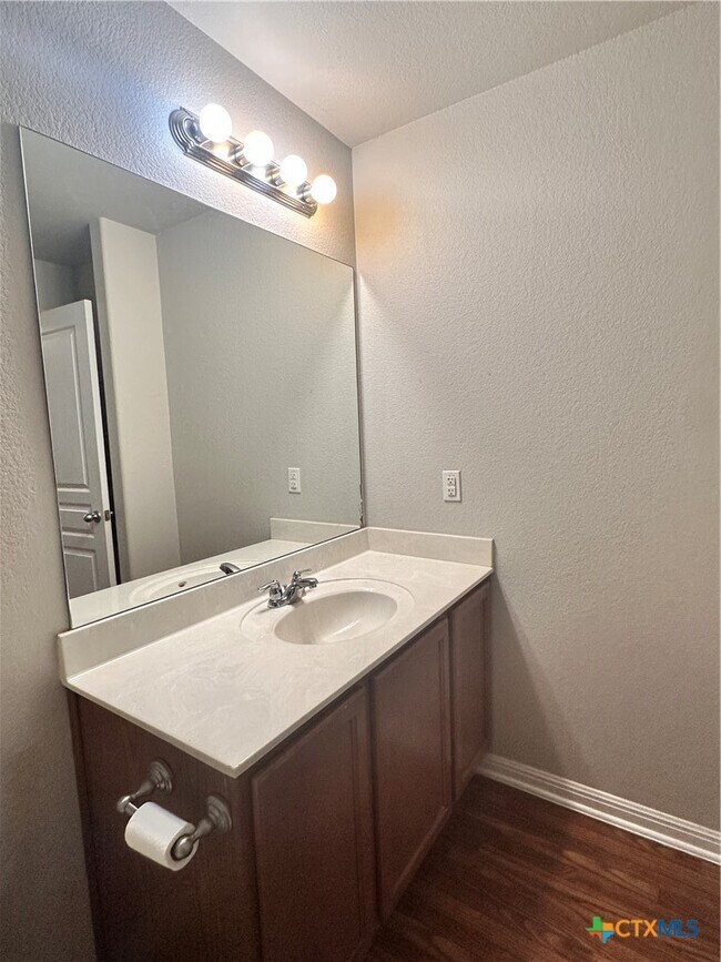 Building Photo - 264 Trestle Tree