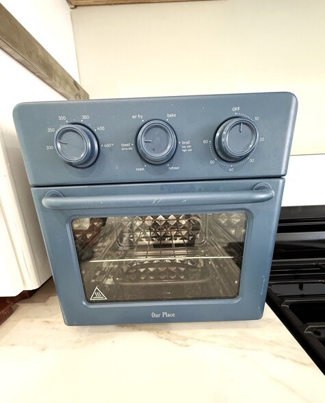 Building Photo - 8509 Croydon Ave