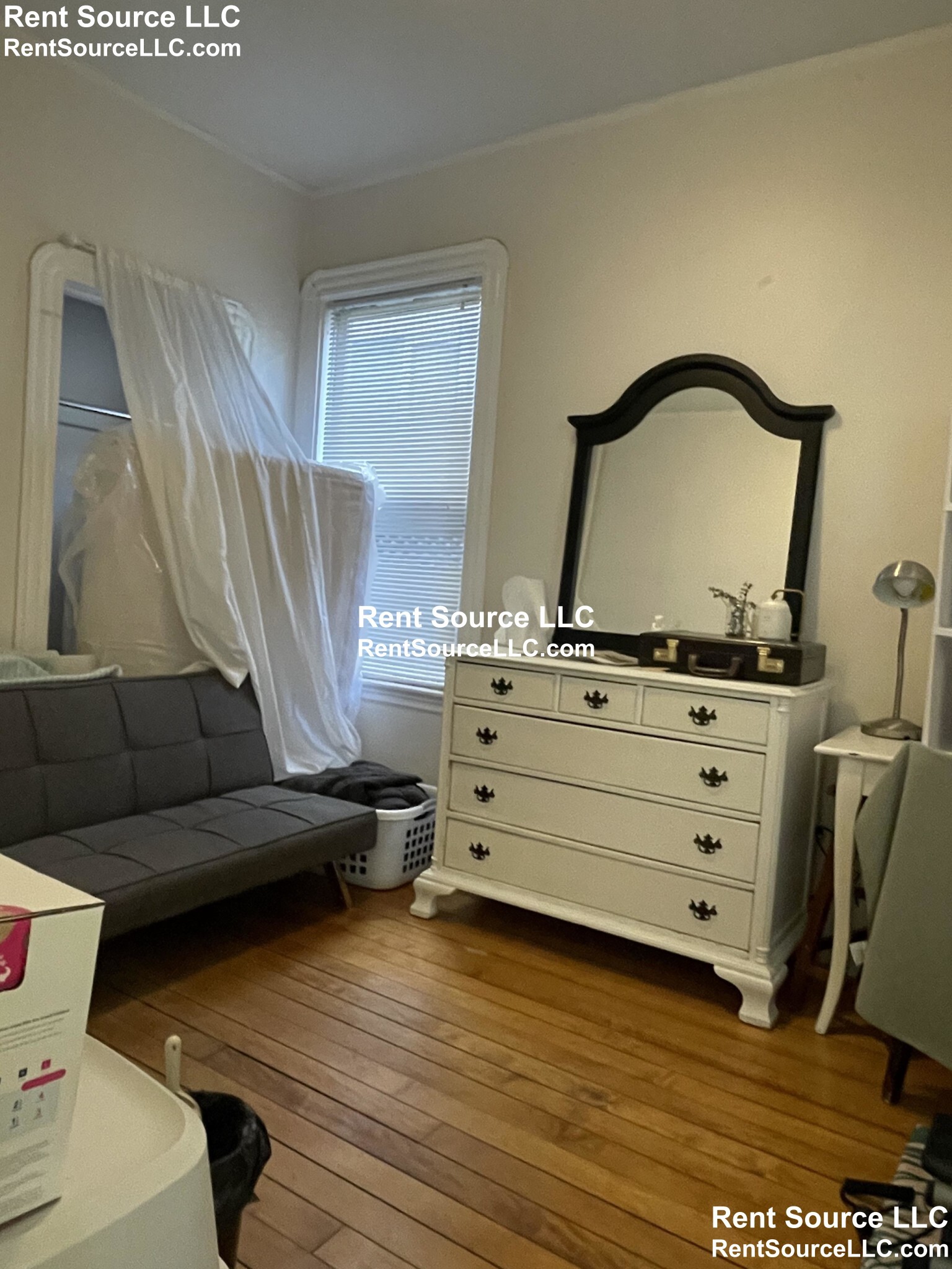 Building Photo - 32 Chatham St