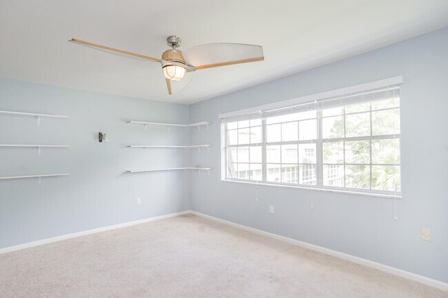 Building Photo - 1901 Indian River Blvd