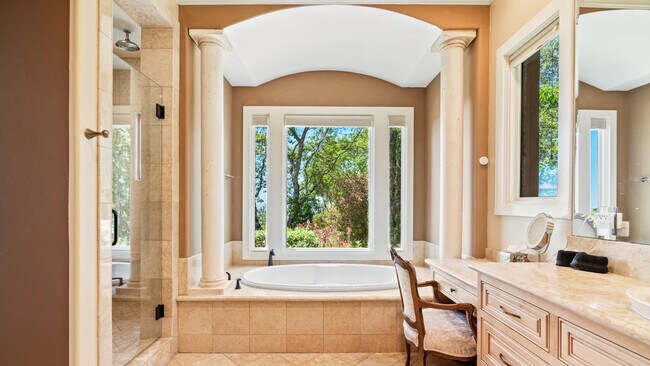 Building Photo - 3551 Kendell Hill Dr