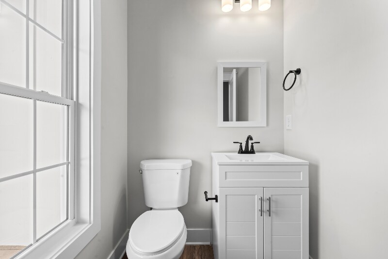 Building Photo - 155 Vast View Wy