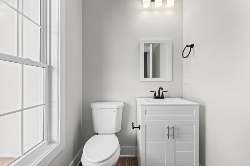 Building Photo - 150 Vast View Wy