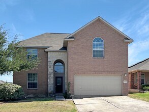 Building Photo - Converse Living at Its Best – Large 5-Bedr...