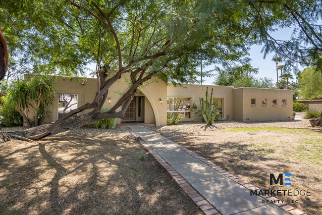 Building Photo - 4Bed/2.5Bath Home at 56th/Cactus! $399 MOV...